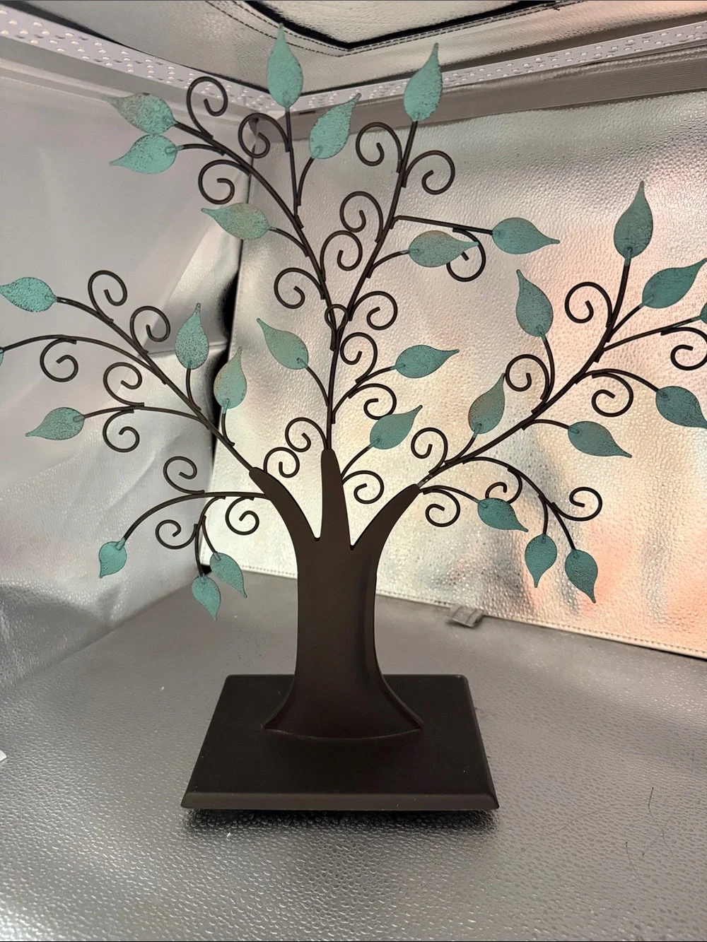 Hallmark Family Tree Ornament For Pictures or Ornaments.